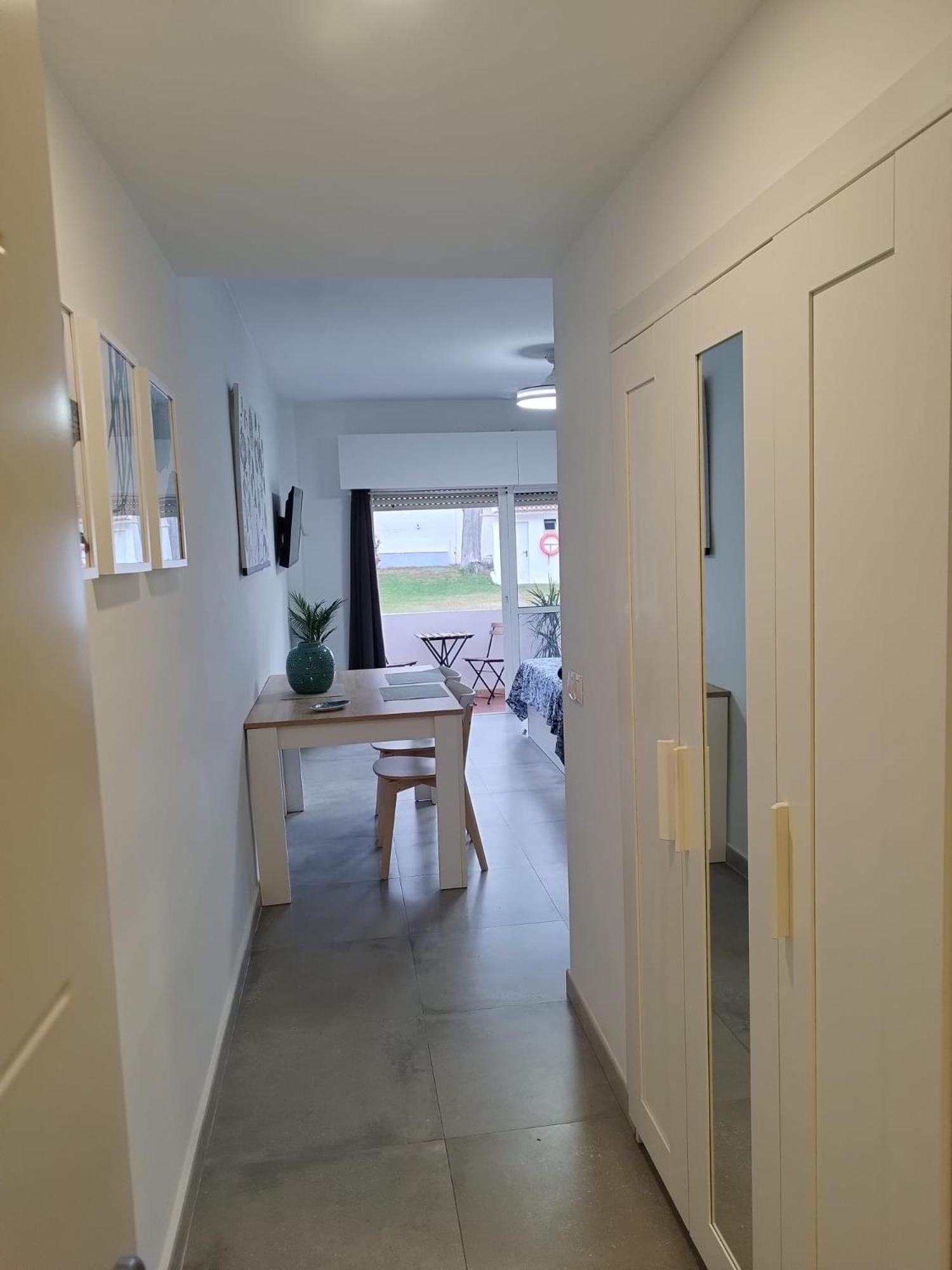 Calidad, Terraza Y Piscina A 500m De La Playa Torremolinos